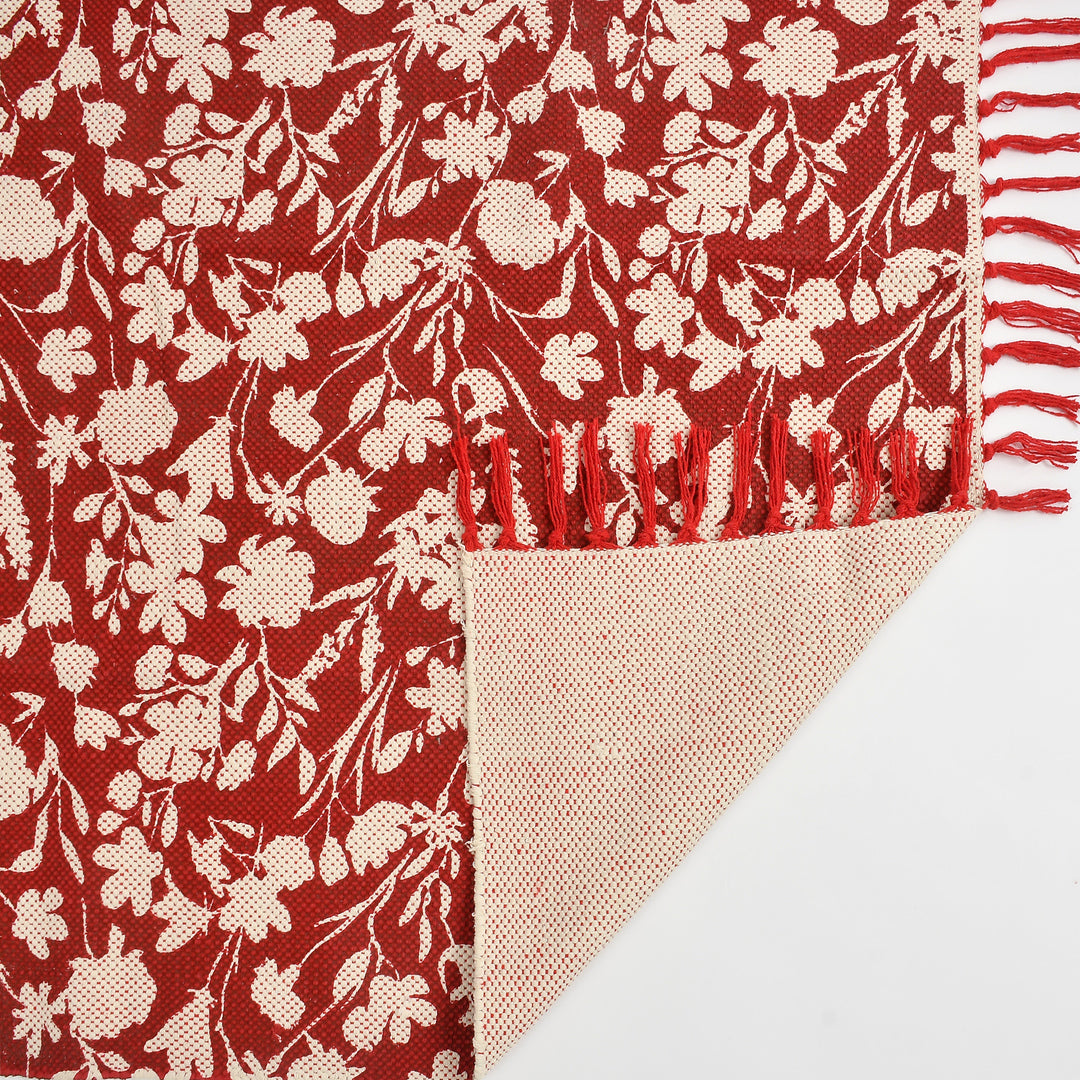 Red and White Nature Floral Print Rug