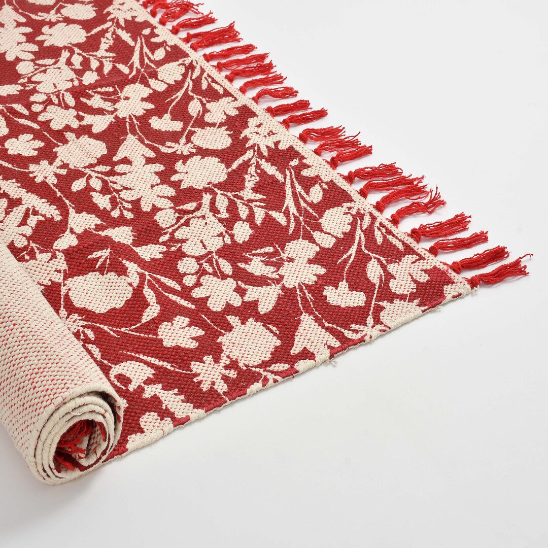 Red and White Nature Floral Print Rug